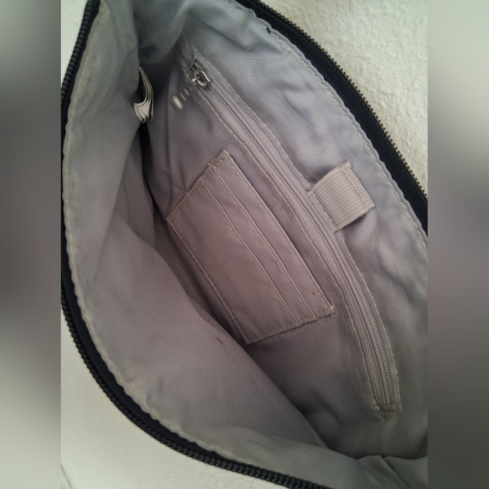 Baggallini 2 Piece Bundle Includes Crossbody And … - image 5